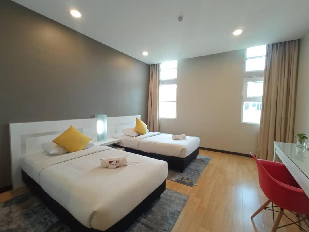 Lovita Hotel Kuantan Exteriör bild