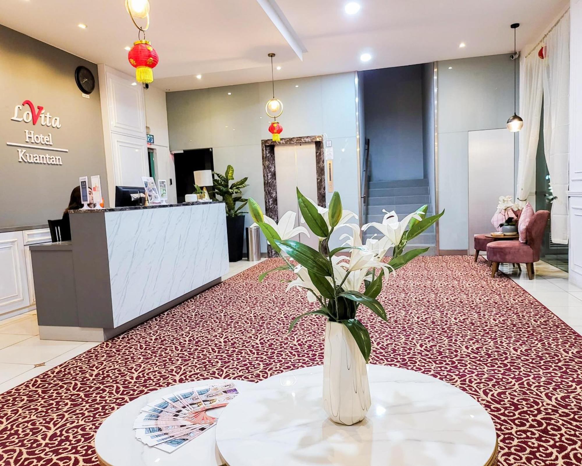 Lovita Hotel Kuantan Exteriör bild